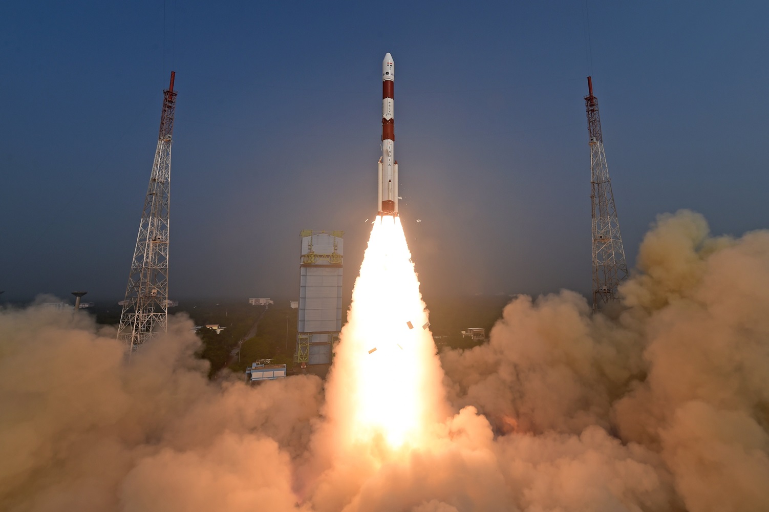 India rings in the New Year with successful XPoSat launch