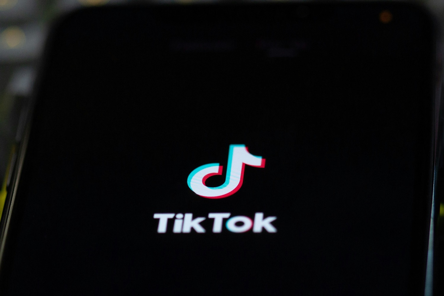 Former TikTok executive files lawsuit alleging discrimination