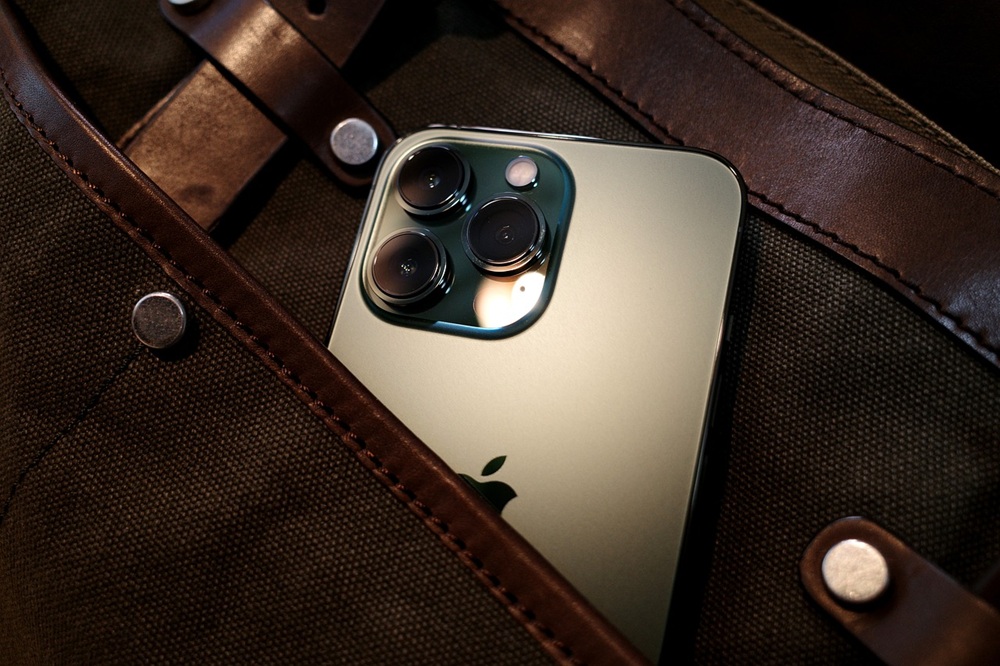 iPhone designer joins forces with ChatGPT creator to build new AI devices